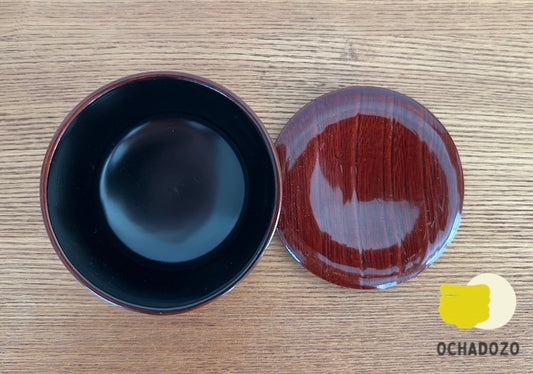 Small Lacquer Matcha Powder Container